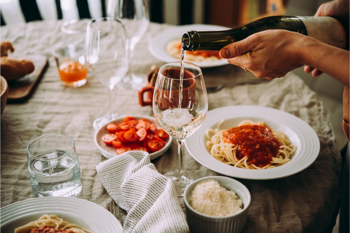 Italian Pasta Wine Pairings - Pinot Days